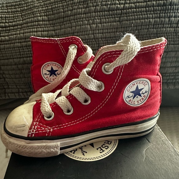 Baby Converse sneakers - Picture 1 of 7